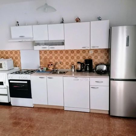 סנג' Apartman Tralje מראה חיצוני תמונה