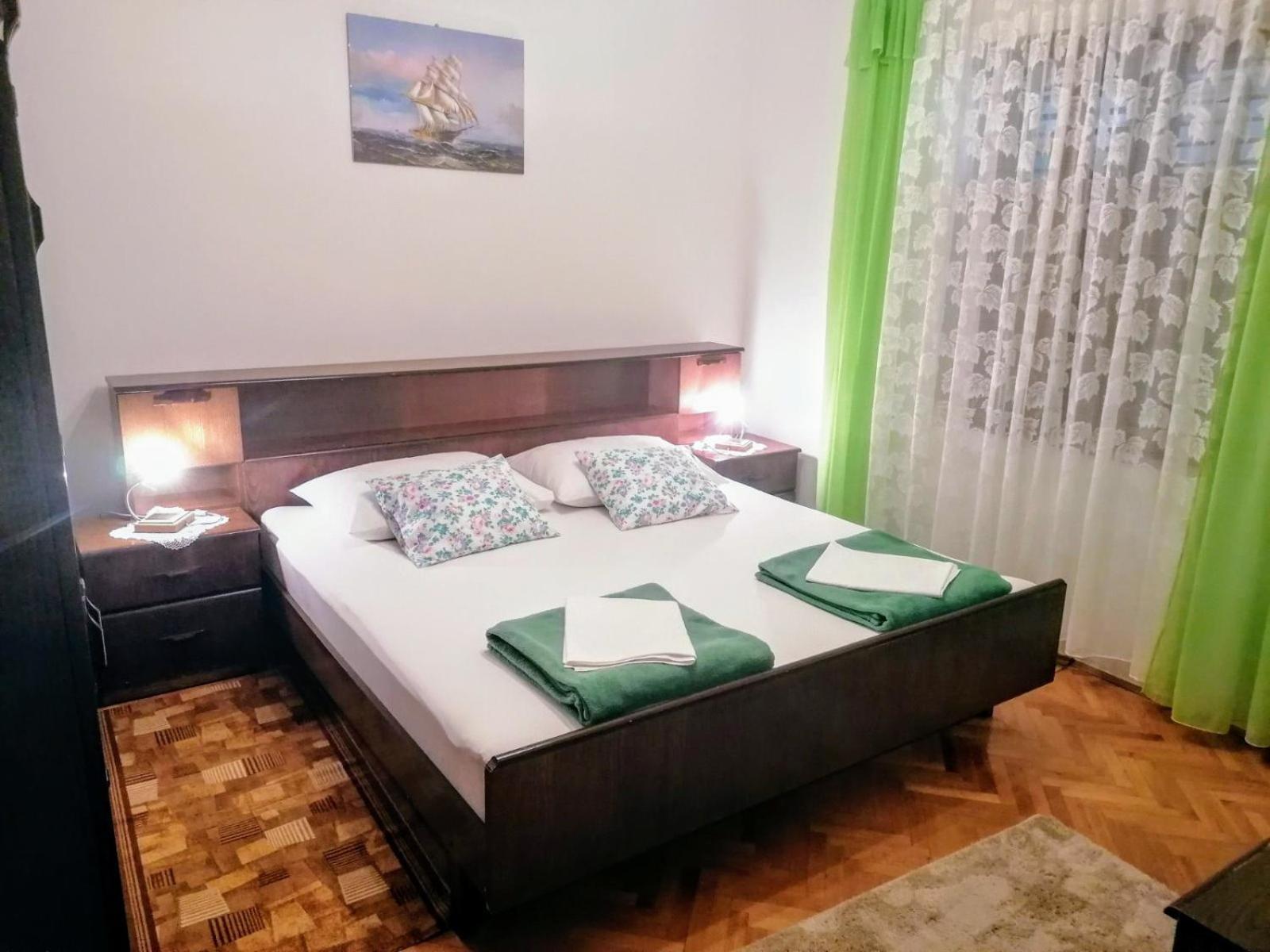 סנג' Apartman Tralje מראה חיצוני תמונה