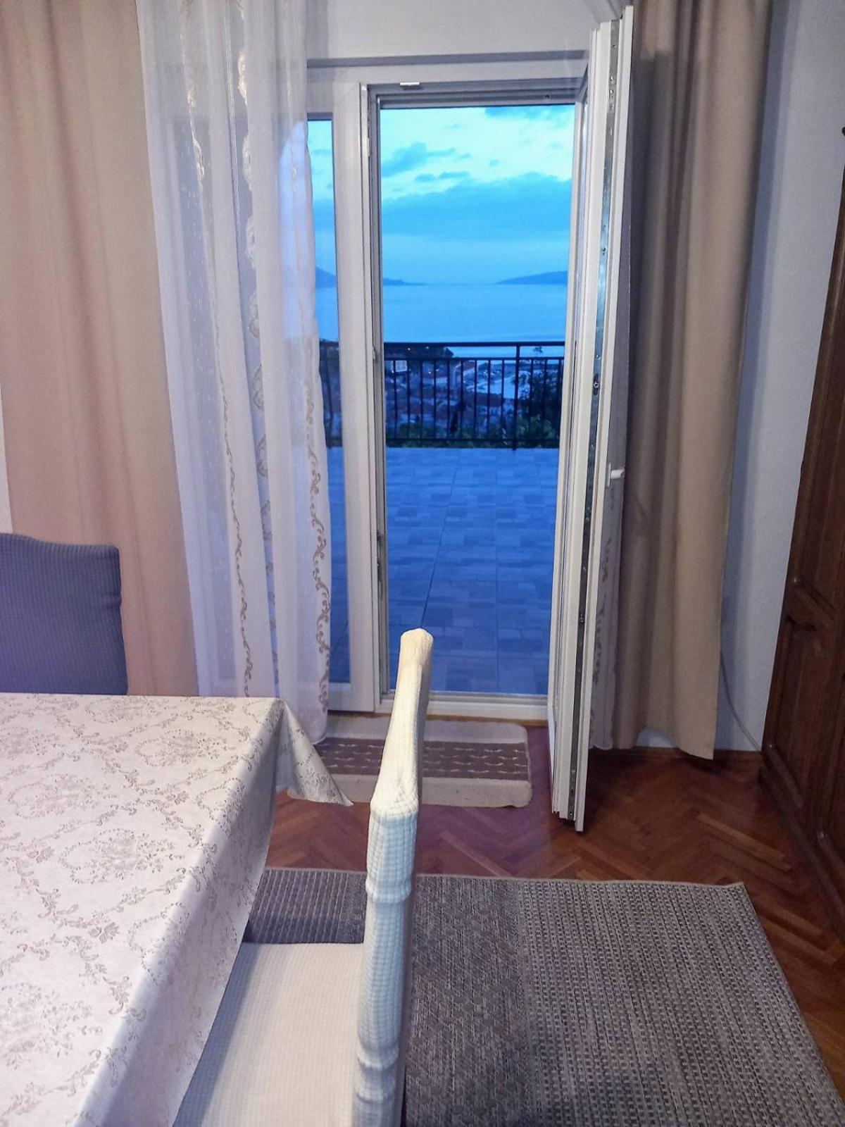 סנג' Apartman Tralje מראה חיצוני תמונה